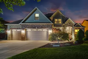 95 Muirfield Dr, Valparaiso, IN 46385 - Photo 1