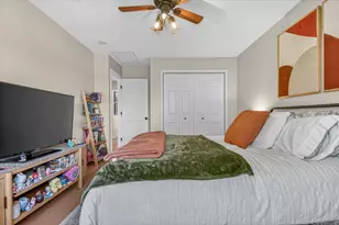 9806 Parkway Dr, Highland, IN 46322 - Photo 19