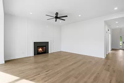 889 Betty Court, Crown Point, IN 46307 - Photo 11