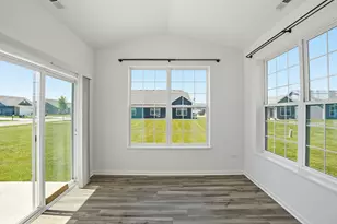 11086 Lola Ln, Crown Point, IN 46307 - Photo 9