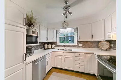 22618 Lake Shore Drive, Elkhart, IN 46514 - Photo 7