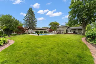 1343 Fran-lin Pkwy, Munster, IN 46321 - Photo 3