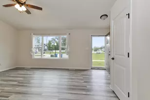 699 Cross Meadows Dr, Valparaiso, IN 46385 - Photo 9