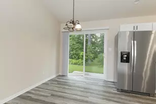 699 Cross Meadows Dr, Valparaiso, IN 46385 - Photo 11