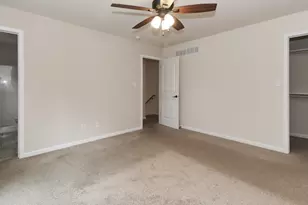 699 Cross Meadows Dr, Valparaiso, IN 46385 - Photo 17