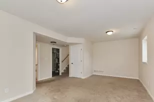 699 Cross Meadows Dr, Valparaiso, IN 46385 - Photo 25