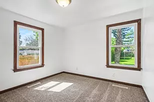 509 Allen St, La Porte, IN 46350 - Photo 11