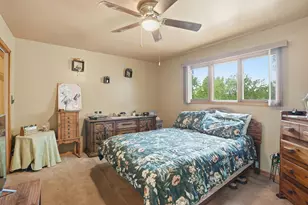 4066 Kingsway Dr, Crown Point, IN 46307 - Photo 13