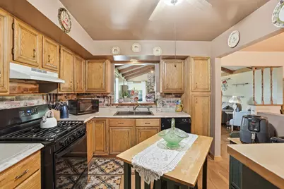 4066 Kingsway Drive, Crown Point, IN 46307 - Photo 9