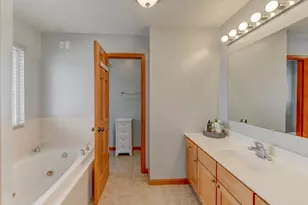 923 Tiller Dr, Valparaiso, IN 46385 - Photo 21