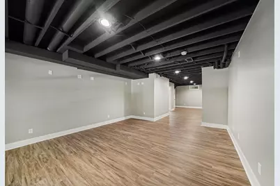 7563 E 400 N, Rolling Prairie, IN 46371 - Photo 13