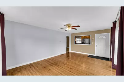 517 Jackson Street, Michigan City, IN 46360 - Photo 3