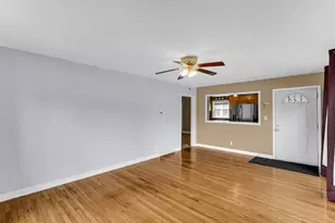 517 Jackson St, Michigan City, IN 46360 - Photo 3