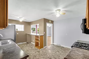 517 Jackson St, Michigan City, IN 46360 - Photo 7