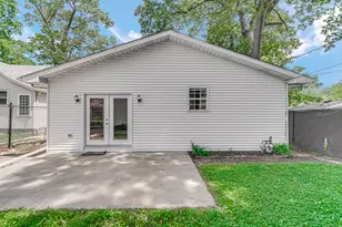517 Jackson St, Michigan City, IN 46360 - Photo 21