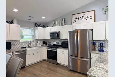 4248 W 77th Avenue, Merrillville, IN 46410 - Photo 5