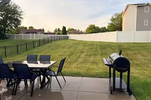 4248 W 77th Ave, Merrillville, IN 46410 - Photo 3