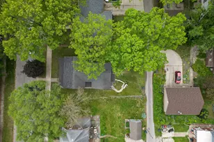 104 Gardena St, Michigan City, IN 46360 - Photo 35