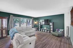 166 N Woodland Dr, La Porte, IN 46350 - Photo 3