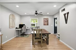 9347 N 327 W, Lake Village, IN 46349 - Photo 5