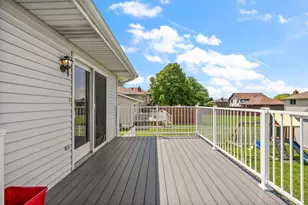 220 Blickview Dr, Schererville, IN 46375 - Photo 25