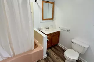 108 Tecumseh St, La Porte, IN 46350 - Photo 11