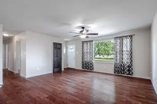 409 W 600 N, Valparaiso, IN 46385 - Photo 3