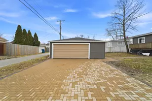 747 N Lafayette St, Griffith, IN 46319 - Photo 29