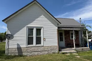 230 W Mill St, Goodland, IN 47948 - Photo 1