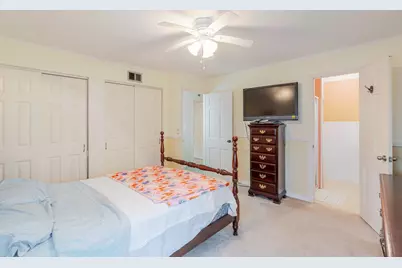 327 Softwood Drive, Hobart, IN 46342 - Photo 11
