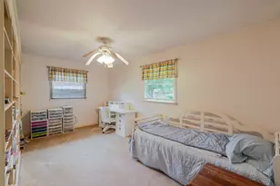 327 Softwood Dr, Hobart, IN 46342 - Photo 13