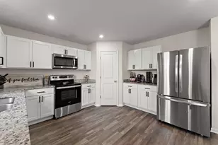 711 Bryce Rd, Kingsford Heights, IN 46346 - Photo 11