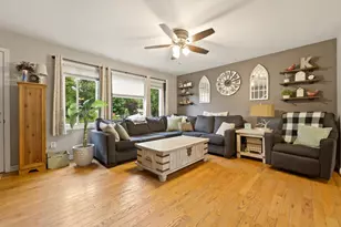 670 Newport Rd, Valparaiso, IN 46385 - Photo 7