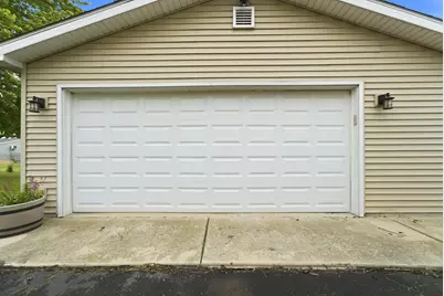 670 Newport Road, Valparaiso, IN 46385 - Photo 3