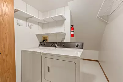 633 W 94th Court, Crown Point, IN 46307 - Photo 11