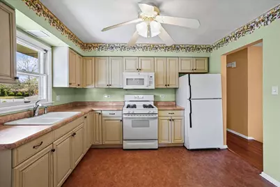 539 Willow Lane, Dyer, IN 46311 - Photo 7