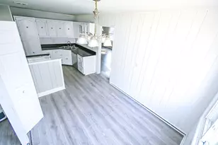 7828 Chestnut Ave, Hammond, IN 46324 - Photo 3