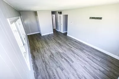 7828 Chestnut Avenue, Hammond, IN 46324 - Photo 5
