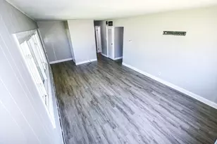 7828 Chestnut Ave, Hammond, IN 46324 - Photo 5
