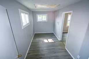 7828 Chestnut Ave, Hammond, IN 46324 - Photo 9