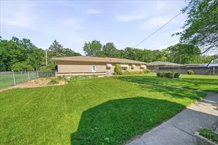 622 S Ash St, Hobart, IN 46342 - Photo 29