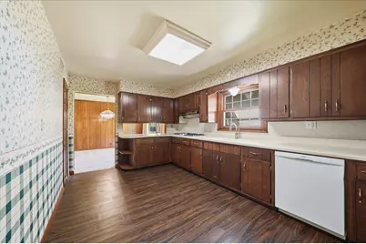 622 S Ash Street, Hobart, IN 46342 - Photo 11
