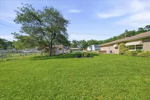 622 S Ash St, Hobart, IN 46342 - Photo 27