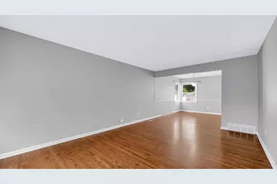 250 Sycamore Lane, Munster, IN 46321 - Photo 3