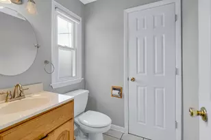 250 Sycamore Ln, Munster, IN 46321 - Photo 13