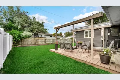9515 Crestwood Avenue, Munster, IN 46321 - Photo 25