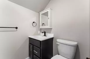 2701 Martha St, Highland, IN 46322 - Photo 23