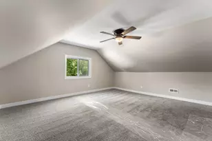2701 Martha St, Highland, IN 46322 - Photo 21