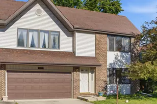 903 Hampton Ct., Valparaiso, IN 46383 - Photo 1
