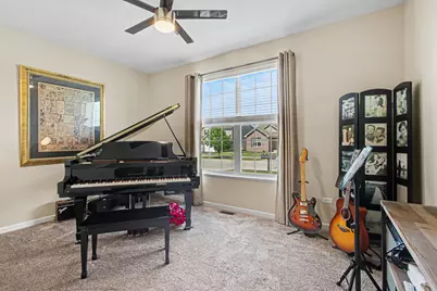 10458 Red Oak Drive, Saint John, IN 46373 - Photo 15